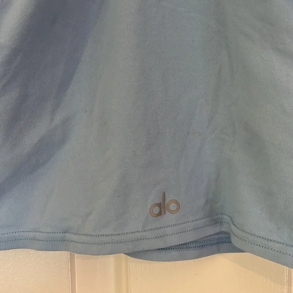 Alo Yoga | Real Bra Tank Baby Blue Medium Workout Active Gym Athleisure - Picture 6 of 6